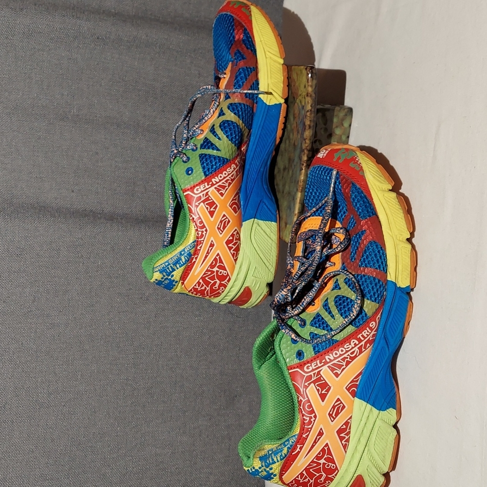 ASICS ladies Gel Noosa TRI 9 size 8 - Picture 4 of 8